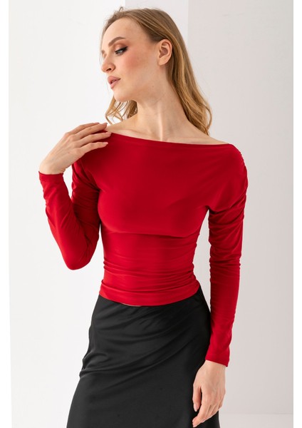 Kadın Kayık Yaka Omzu Büzgü Detaylı Uzun Kollu Bluz Bordo - 2433 indirimleri