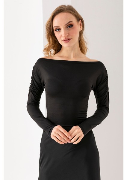 Kadın Kayık Yaka Omzu Büzgü Detaylı Uzun Kollu Bluz Siyah - 2433 fiyatları