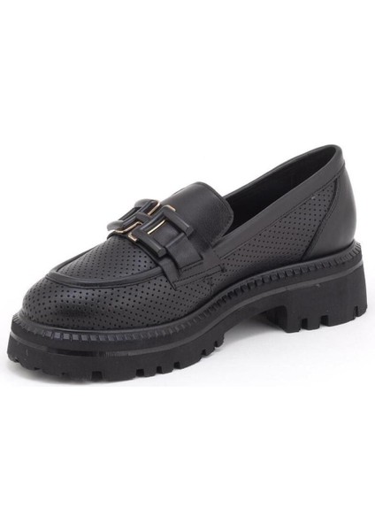 2411530Y Kadın Deri Günlük Ayakkabı fırsatları