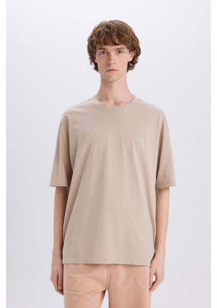 %100 Pamuk Oversize Geniş Kalıp Bisiklet Yaka Sırt Baskılı Kısa Kollu Tişört E3798AX25SM fırsatları