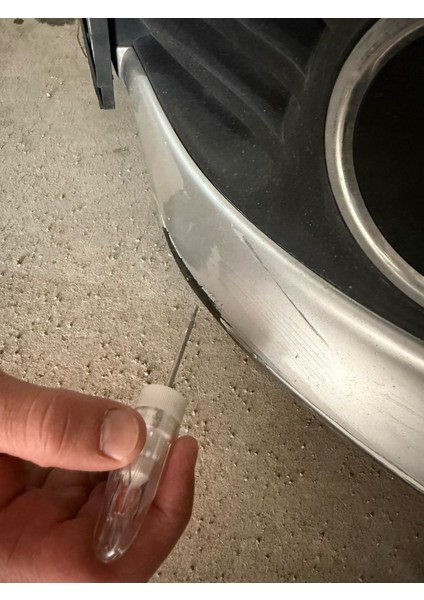 Aracınızın Boya Koduna Özel 2 in 1 İğneli ve Fırçalı Şişe Rutuş-Rütuş-Rötuş Boyası