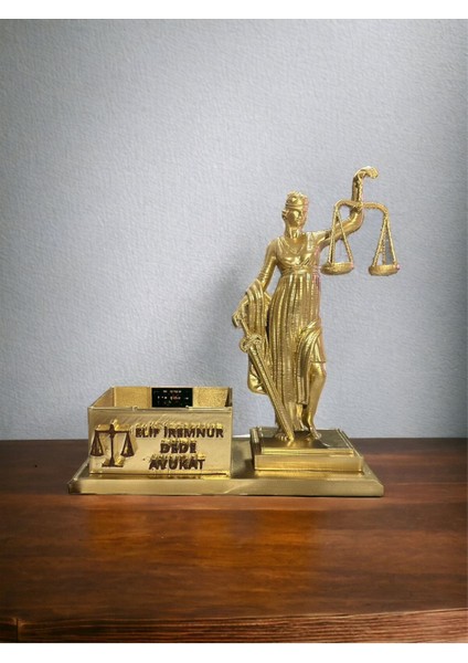 Luxury Gold Renk Themis Avukatlara Özel Masa Isimliği & Biyoplastik 1 Adet modelleri