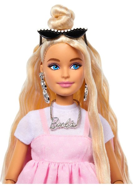 Luxury Barbıe Deluxe Style™ Bebekler - Sarı Saçlı | HYV27 1 Adet modelleri