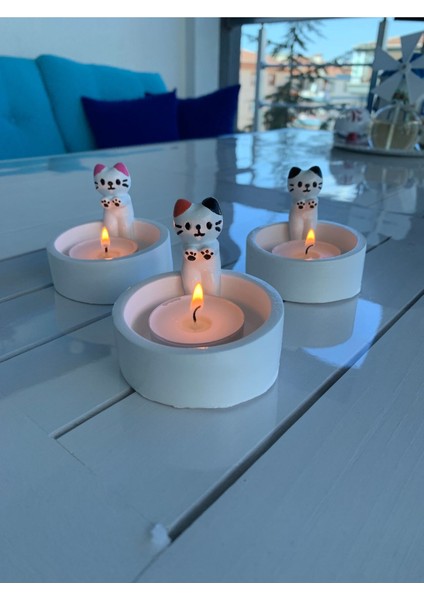 Luxury Sevimli Üşüyen Kedi Mumluk/ Ateş Başında Isınan Kedi Mumluk 1 Adet