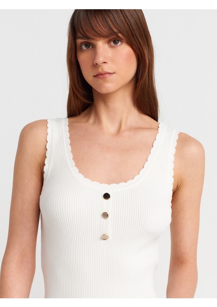 10744 Fitilli Düğme Detaylı Triko Bluz-Ekru modelleri