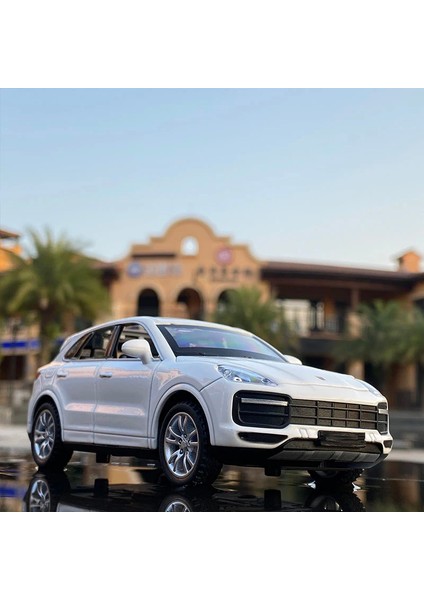 1:32 Porsche Cayenne Turbo Araba Alaşım Araba Modeli Simülasyon Araba Dekorasyon Koleksiyonu Hediye Oyuncak Döküm Modeli (Yurt Dışından)