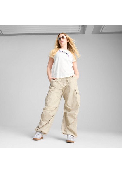 68508102 Graphics Floral Cat Logo Tee Kadın Spor Tişört