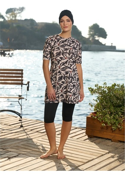 Dijital Baskı Boneli Yarım Kol Taytlı Mayo