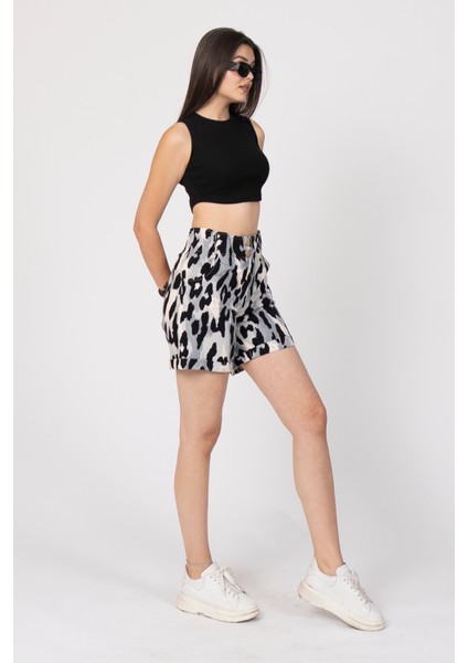 Beli Lastikli ve Düğmeli Denim Gabardin Cepli Yüksek Bel Şort 30160 fiyatları