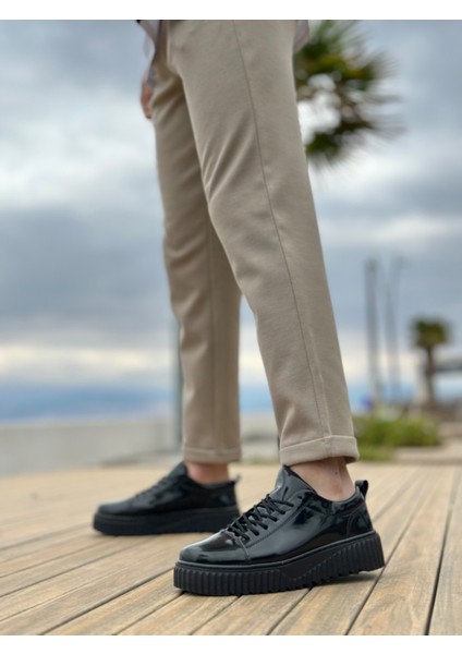 ET8104 Yüksek Taban Rugan Siyah Bağcıklı Erkek Ayakkabı modelleri