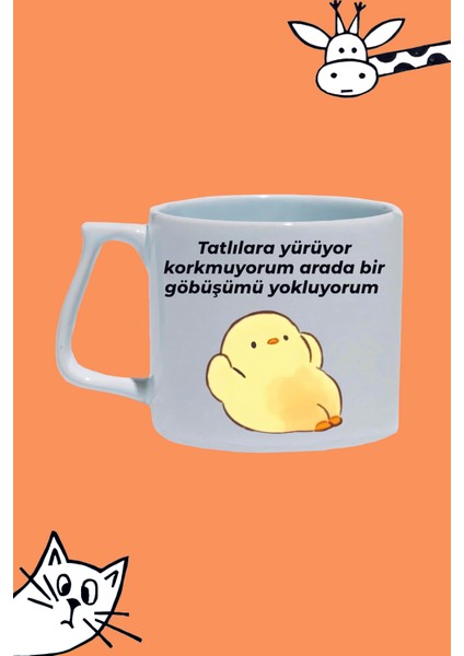 Tatlı Rüyalara Yürüyor Korkmuyorum Arada Bir Göbüşümü Yokluyorum Tasarım Baskılı Beyaz Lüks Sap Kupa Bardak