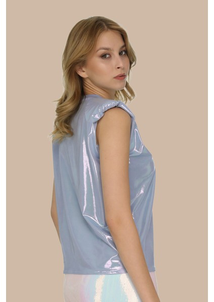 Parlak Kolsuz Vatkalı Oversize T-Shirt fiyatları
