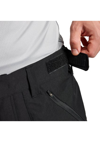 Erkek Şort Pro Tech Siyah fırsatları