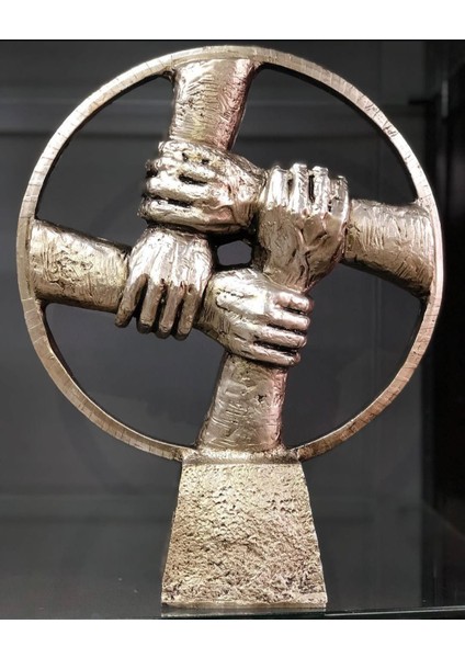 Dayanışma & Takım Çalışması Temalı Tutunan Eller Büyük Boy Dekoratif Biblo 42 cm