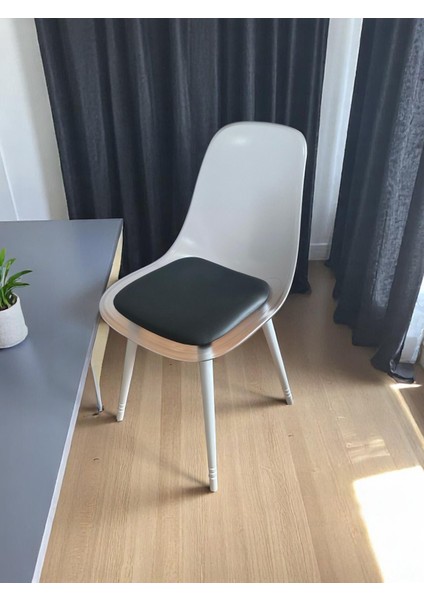 Ahşap Ayaklı Bella Mutfak-Salon Sandalyesi Siyah Deri Oturum Şeffaf SIRT/130 kg Kapasiteli - 1 Adet indirimleri