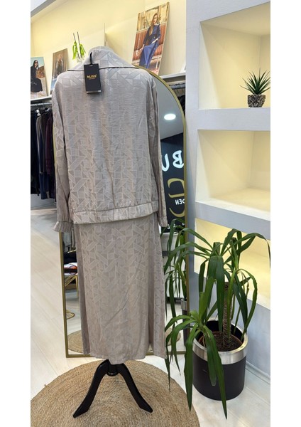 Elbise ve Ceketli Takım 1053 Bej fırsatları