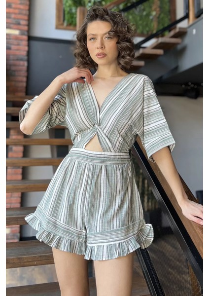 Kadın Çizgi Desenli Keten Şortlu Tulum P-00016618