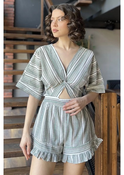 Kadın Çizgi Desenli Keten Şortlu Tulum P-00016618