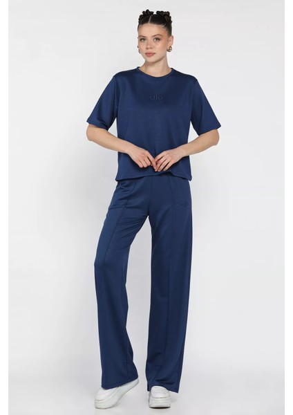 Kadın Nakışlı Çimalı Tişört Pantolon Ikili Takım P-00016847