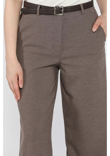 Kadın Kemerli Bol Paça Pantolon P-00016619 fırsatları