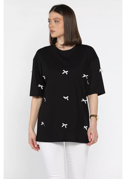 Kadın Bisiklet Yaka Fiyonklu Tişört P-00016629 fiyatları