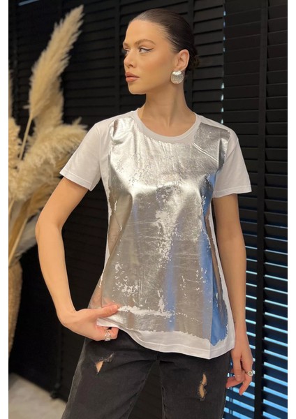 Ön Varak Baskılı Bisiklet Yaka Kadın Tişört P-00016446 fiyatları