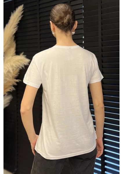 Ön Varak Baskılı Bisiklet Yaka Kadın Tişört P-00016446 modelleri