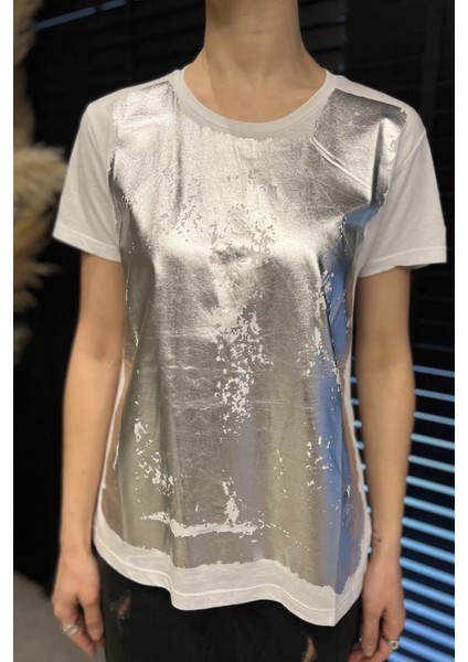 Ön Varak Baskılı Bisiklet Yaka Kadın Tişört P-00016446 fırsatları