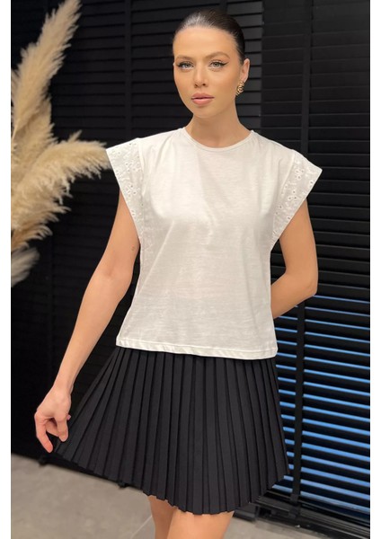 Kadın Bisiklet Yaka Kol Dantel Işlemeli Tişört P-00016466 fiyatları