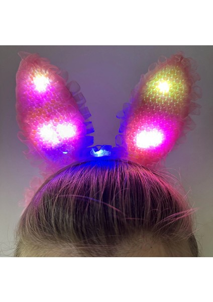 Kenarları Dantelli Pembe Pullu Payetli Led Işıklı Tavşan Kulak Taç 23x19 Cm