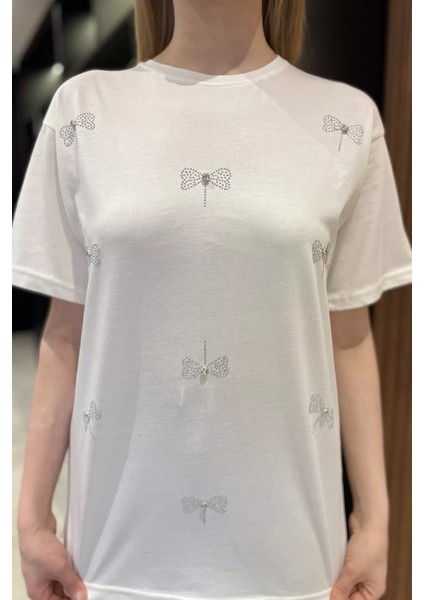 Fiyonk Taşlı Bisiklet Yaka Kadın Tişört P-00016716 fırsatları