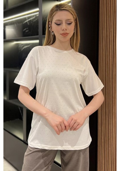 Bisiklet Yaka Ön Taşlı Kadın Tişört P-00016720 fiyatları