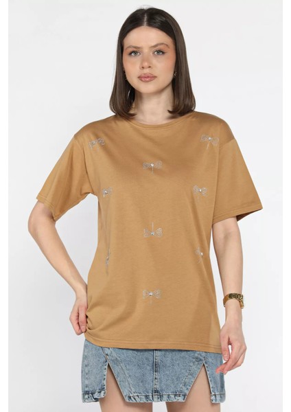 Fiyonk Taşlı Bisiklet Yaka Kadın Tişört P-00016716