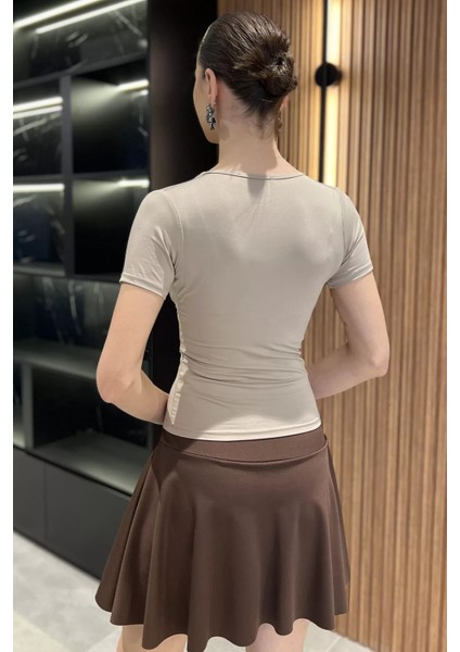 Gül Detaylı V Yaka Kadın Bluz P-00016474