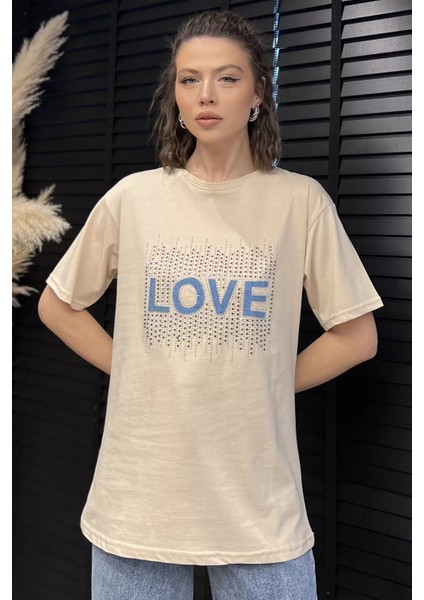 Love Taşlı Bisiklet Yaka Kadın Tişört P-00016715