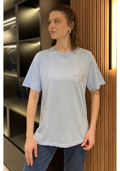Yıldız Taşlı Bisiklet Yaka Kadın Tişört P-00016717