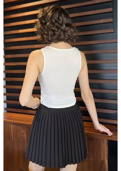 Kadın Pul Payetli Sıfır Kol Bluz P-00016478