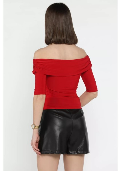 Madonna Yaka Drapeli Kadın Crop Bluz P-00014944 modelleri