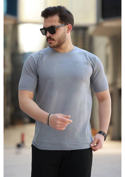 Baskılı Bisiklet Yaka Tişört (Manken BOY:187 Kilo:85 Beden:l)
