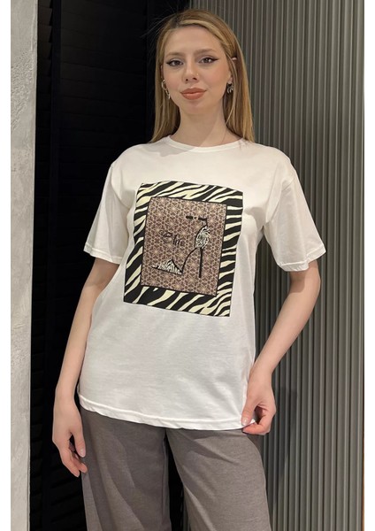 Bisiklet Yaka Taş Detaylı Kadın Tişört P-00016699