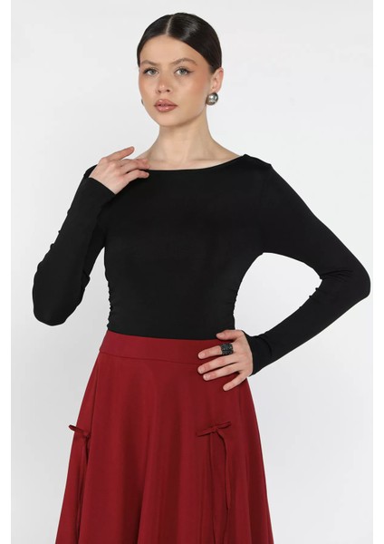 Kadın Sırt Dekolteli Alttan Çıtçıtlı Bodysuit P-00016033