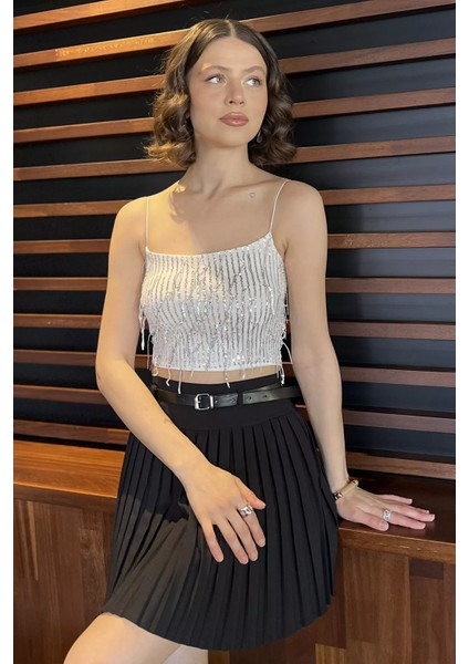 Kadın Ip Askılı Pul Işlemeli Crop Top Bluz P-00016479 fiyatları