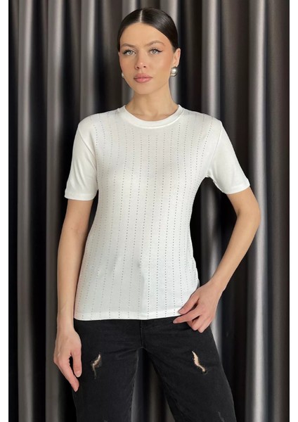 Kadın Bisiklet Yaka Taş Işlemeli Likralı Bluz P-00016687