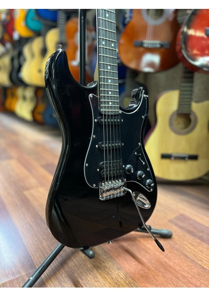 Elektro Gitar Strat 2 Single 1 Humbacker Hss fiyatları