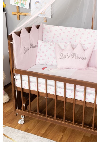 Yeni Doğan Tutku Ceviz Ahşap Beşik Anne Yanı Bebek Beşiği Pembe Nakış Uyku Setli + Tekerlekli fiyatları