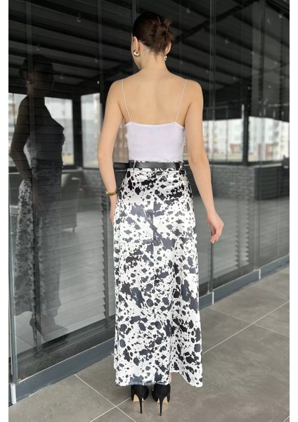 Kadın Kemer Detaylı Desenli Uzun Saten Etek P-00016336 modelleri