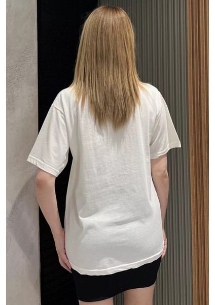 Kurdele Taşlı Bisiklet Yaka Kadın Tişört P-00016714 modelleri