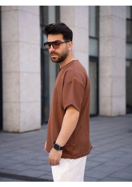 Keten Oversize Tişört (Manken BOY:183 Kilo:80 Beden:m)