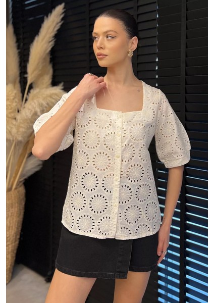 Kadın Dantel Işlemeli Kare Yaka Kısa Kol Gömlek P-00016417