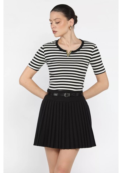 Kadın Bel Kemer Detaylı Pileli Şortlu Mini Etek P-00016327 fiyatları